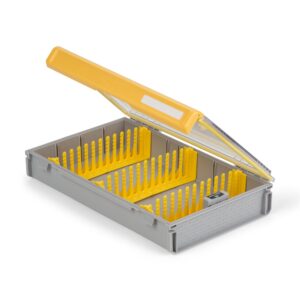 Plano Edge™ Spinnerbait Box 3700 offen